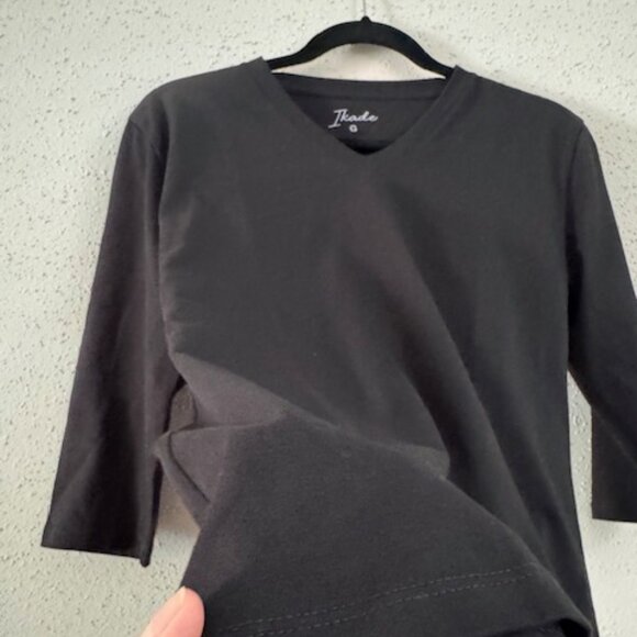 Paquete de 3 Camisetas Negras Básicas (Bundle of 3 Black Basic Tees) - Picture 4 of 12